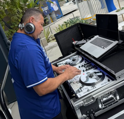 DJ Aaron